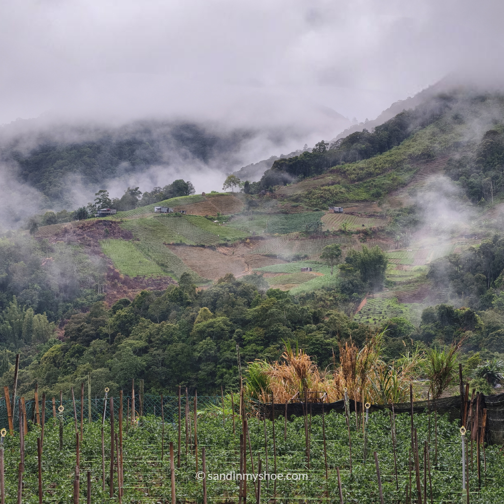 Stunning view of Kundasang valley, a peaceful retreat for your Malaysia 3-week itinerary