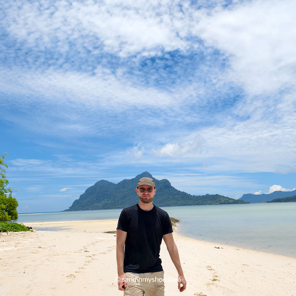Exploring the wrong island where the Sea Gypsies of Malaysia are not to been seen