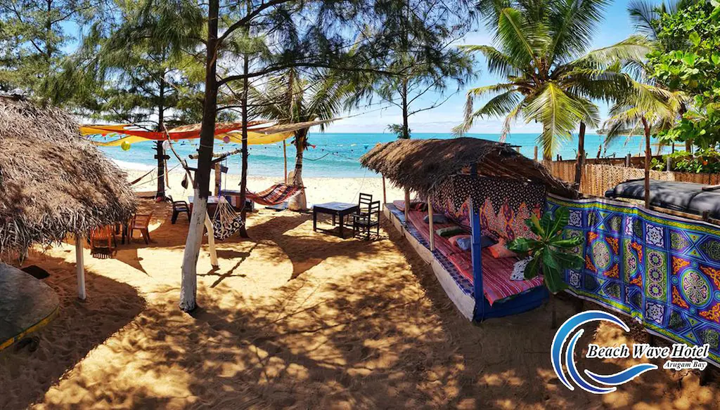 Budget-friendly hotel in Arugam Bay, Sri Lanka. Just by the beach. Great for any travel budget.
