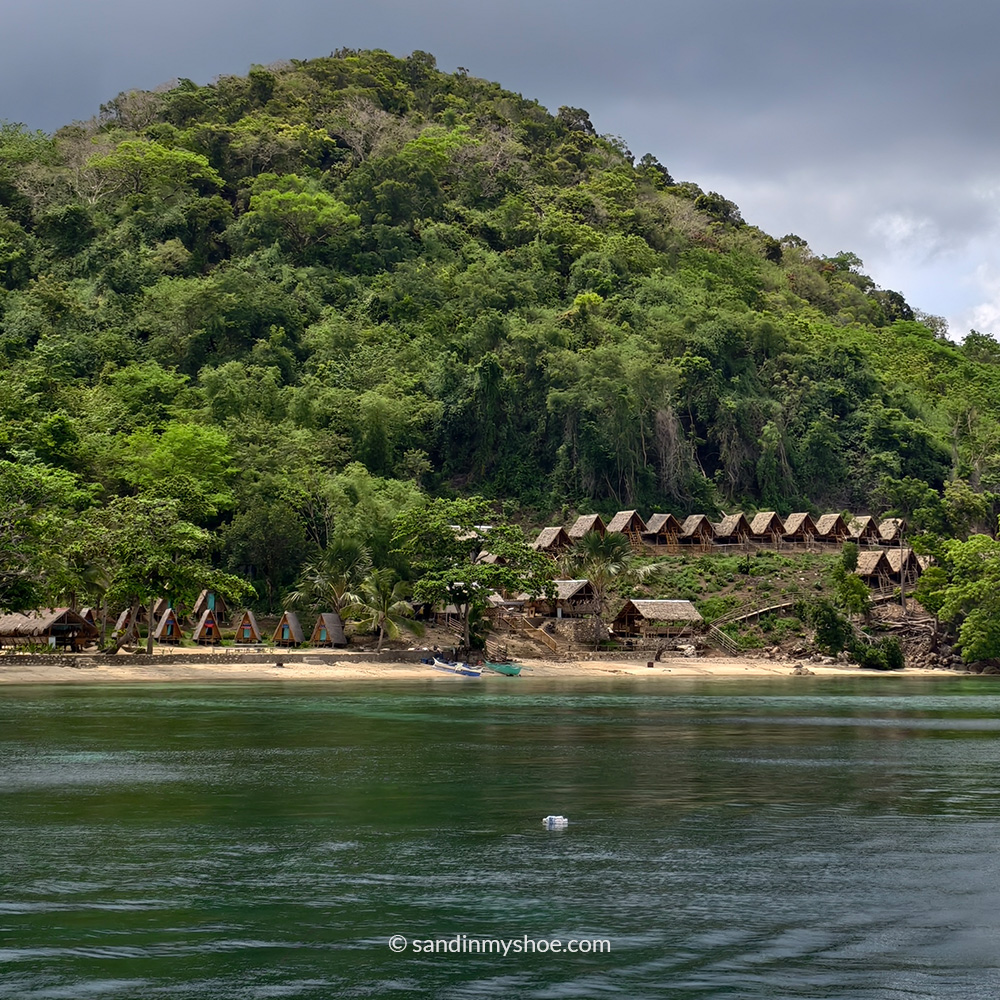 Simple overnight stay during El Nido to Coron boat trip — part of a medium travel budget in the Philippines.