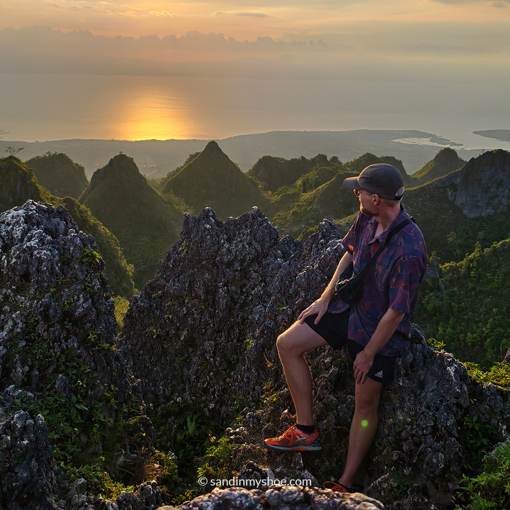 Petteri posing on Osmeña Peak.