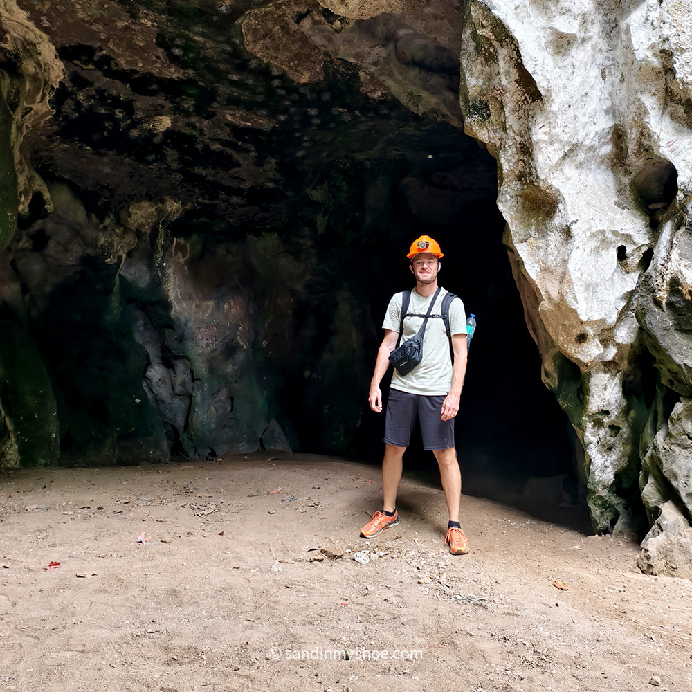 Me at the entrance of Ille Cave in El Nido