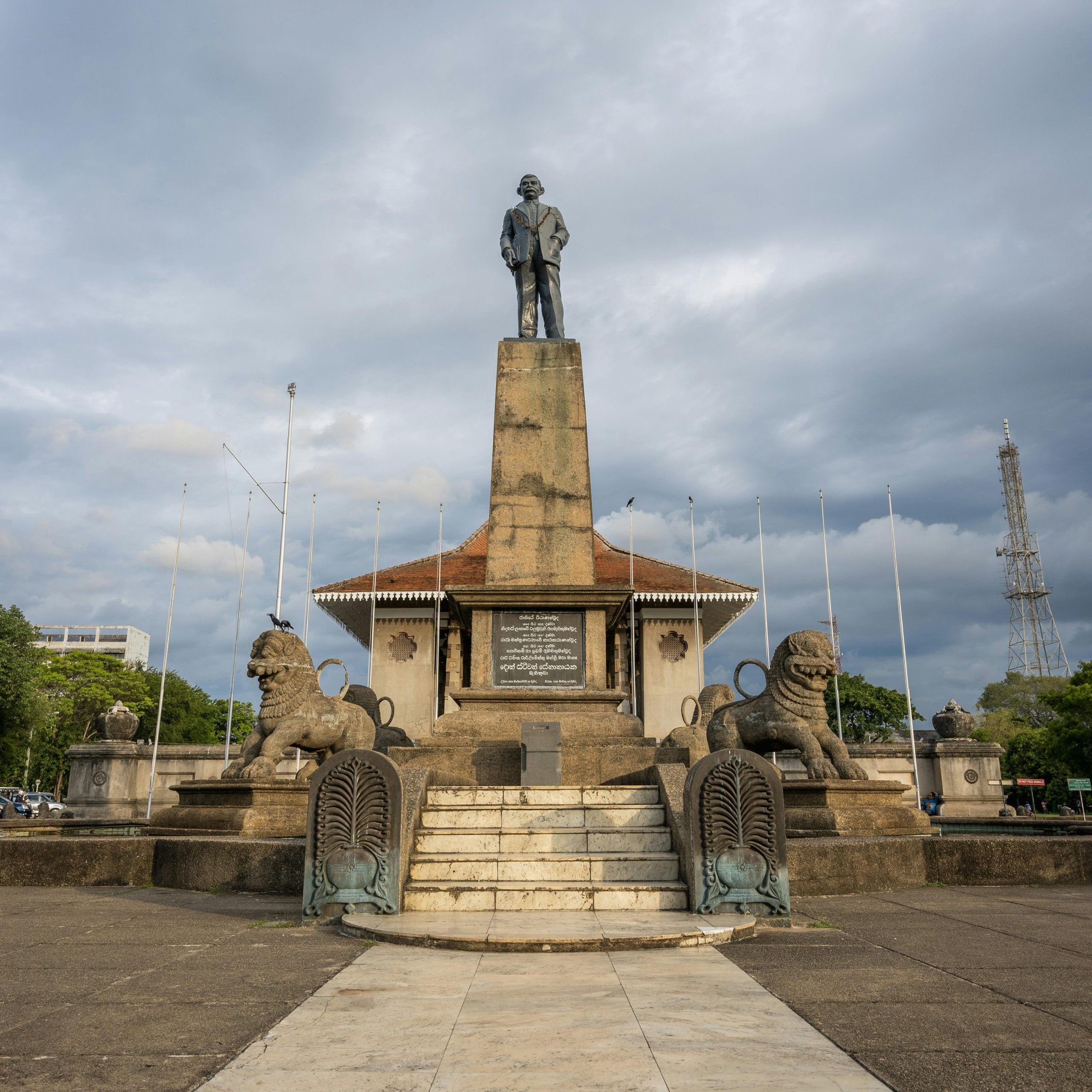 Statue of Sri Lanka’s first Prime Minister at Independence Memorial Hall