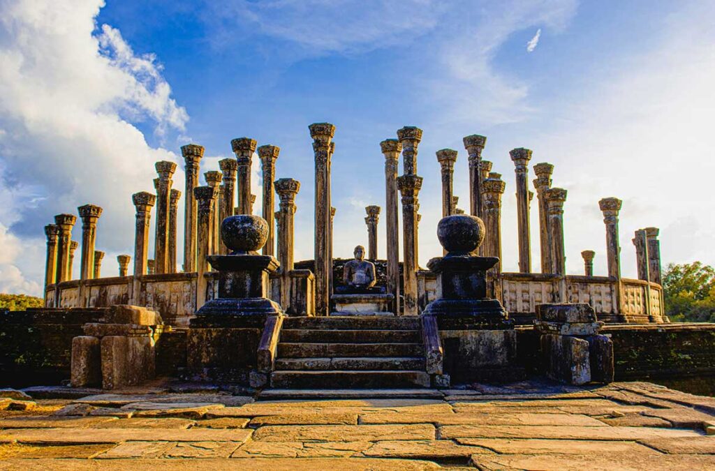 Medirigiriya Vatadage