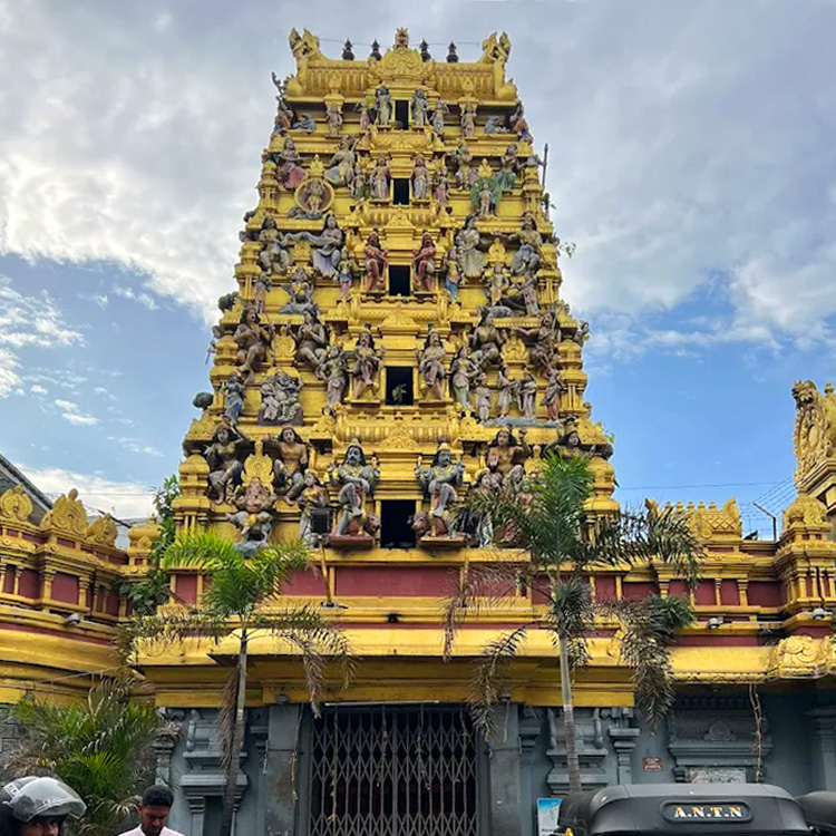 Hindu temple— a stop in the one day itinerary of Colombo
