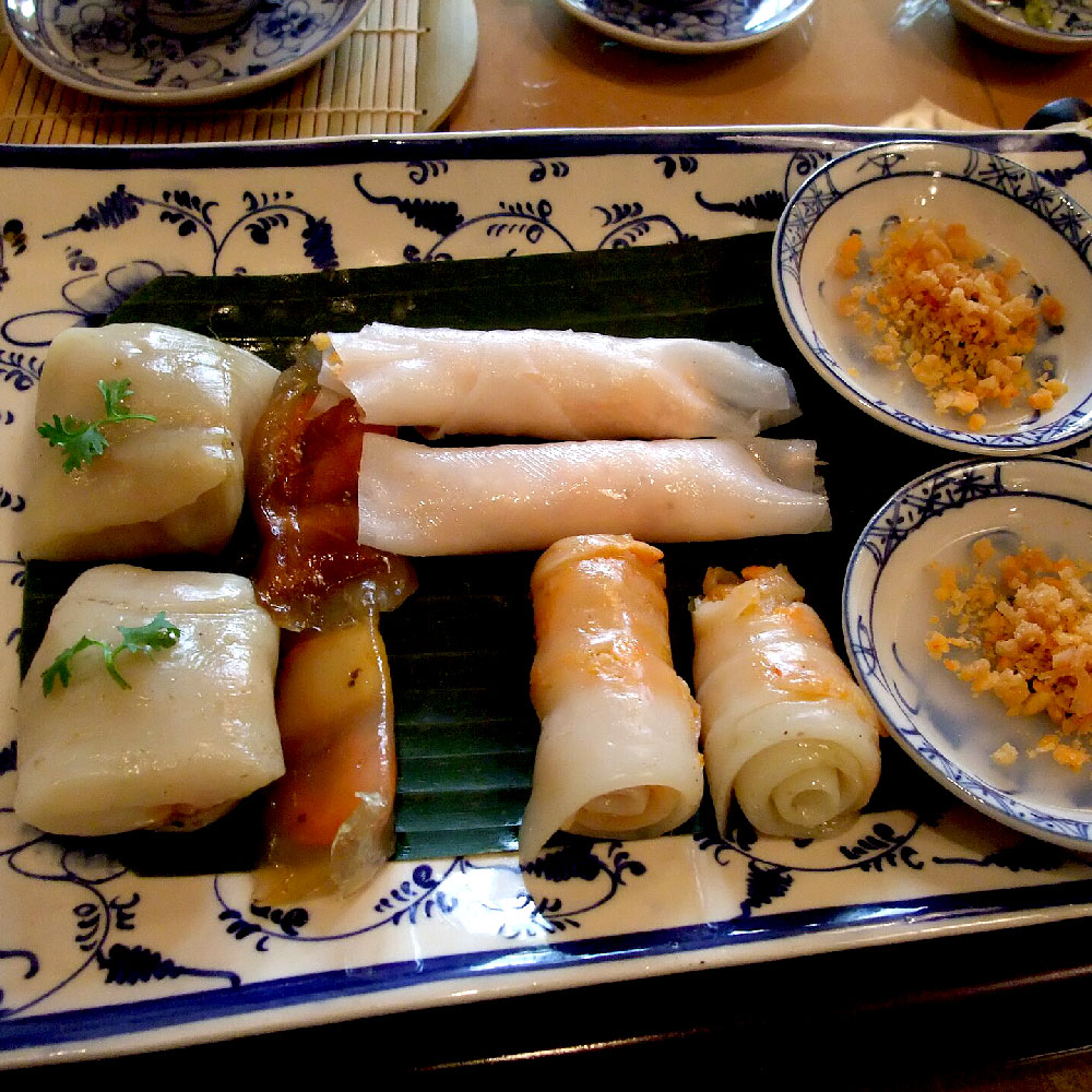Various steamed snacks in Huế.