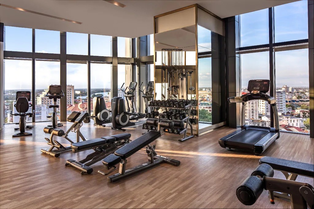 Well‑equipped gym at Meliá Vinpearl Huế with modern machines and free weights.