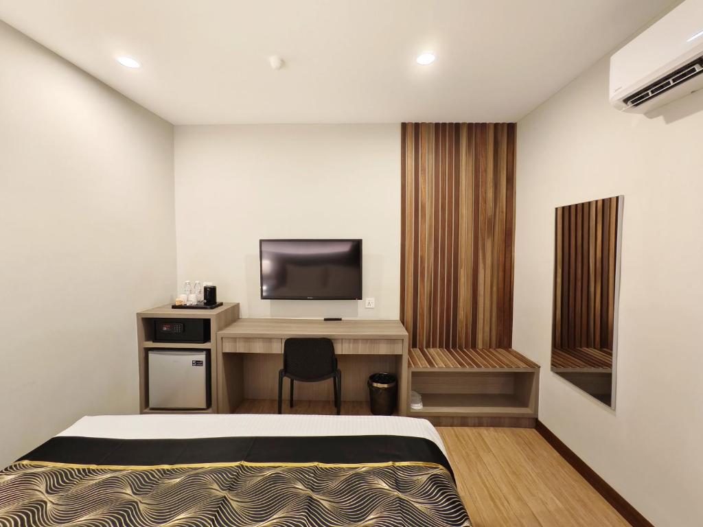 Quiet rooms at Veno Hotel with everything a digital nomad needs.
