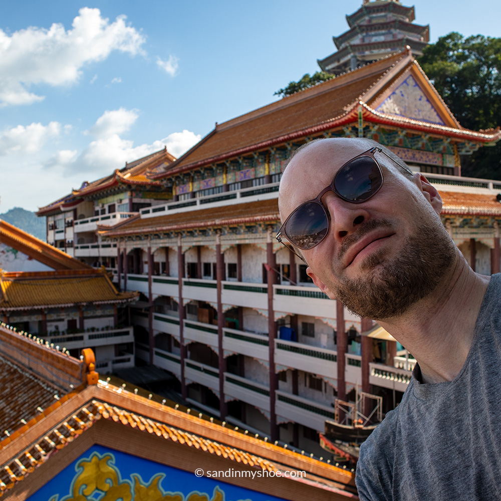 Petteri with Kek Lok Si Temple in the background