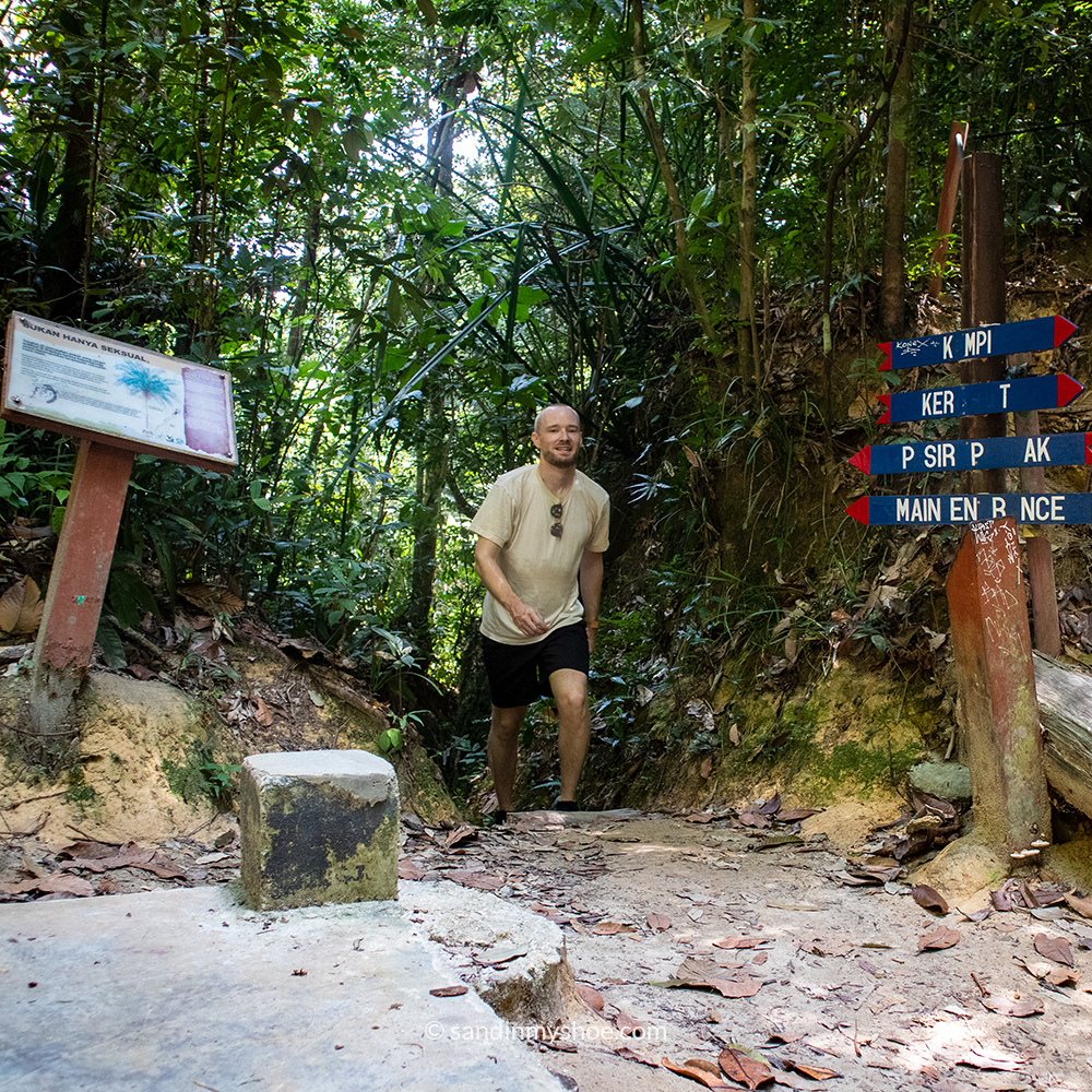 Petteri halfway to Turtle Beach.