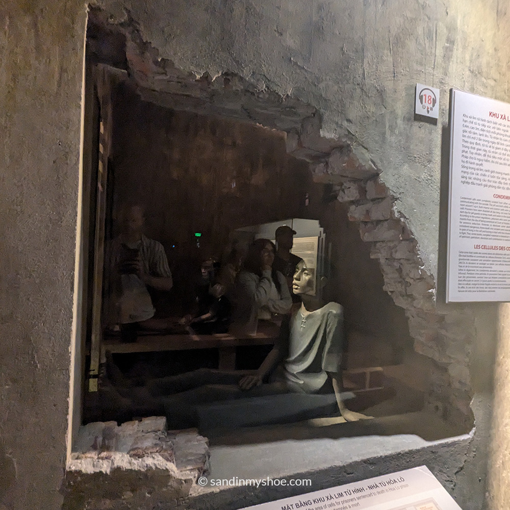A cell in Hoa Loa Prison.