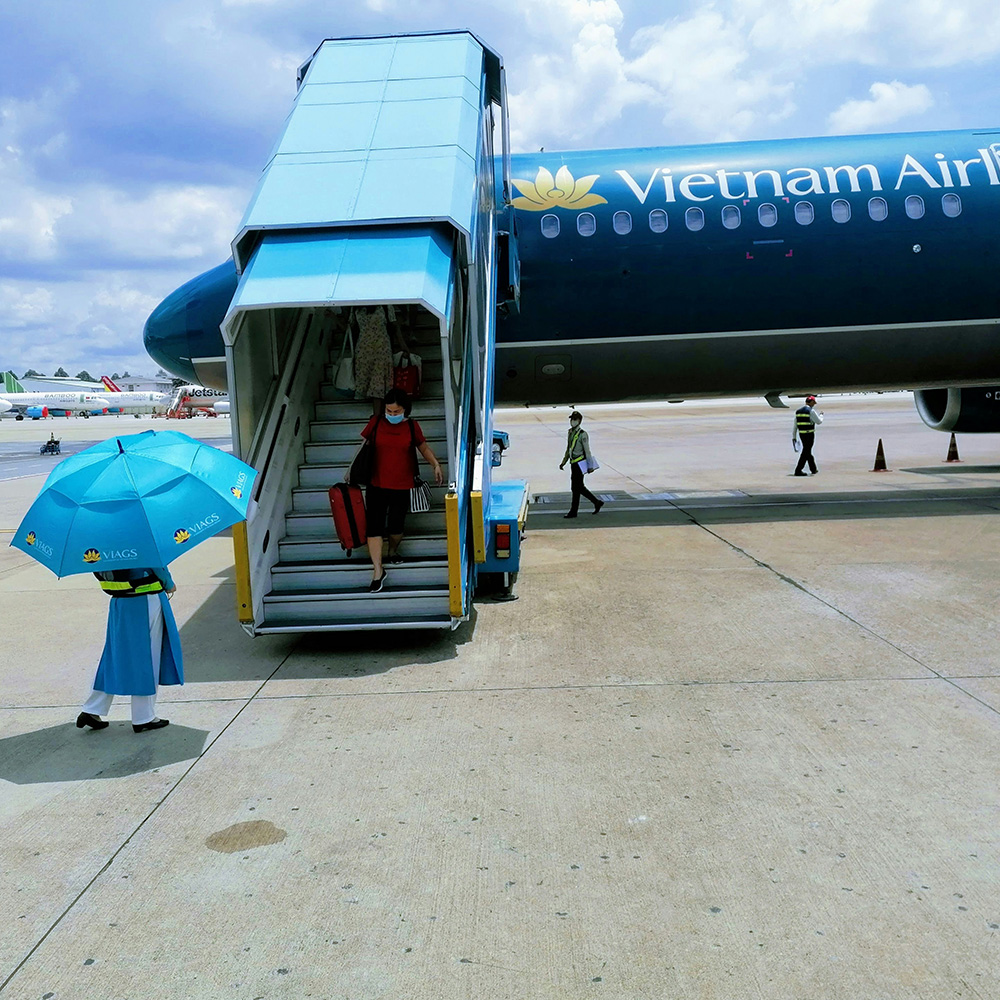Vietnamese airlines plane.