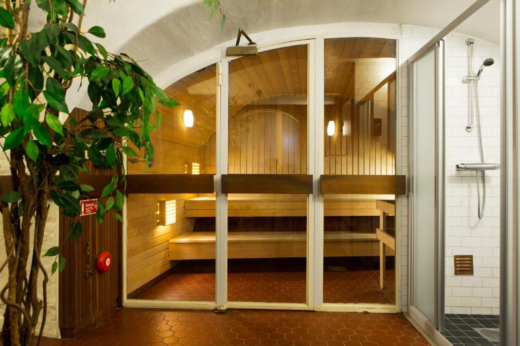 Wooden sauna in the basement of Lady Hamilton Hotel.