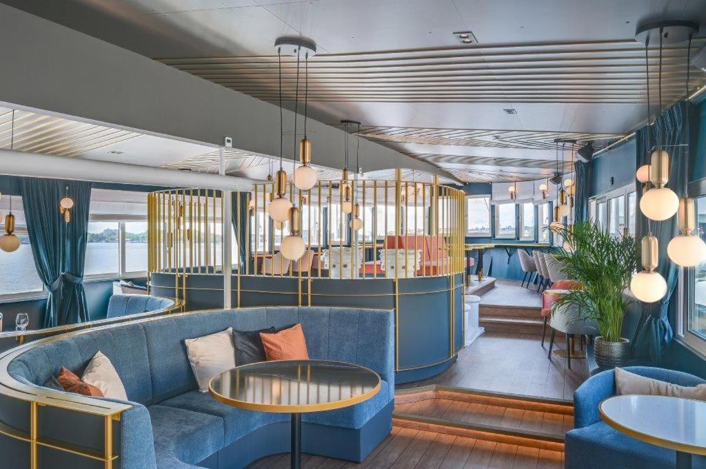 Mälardrottningen Yacht Hotel restaurant area.