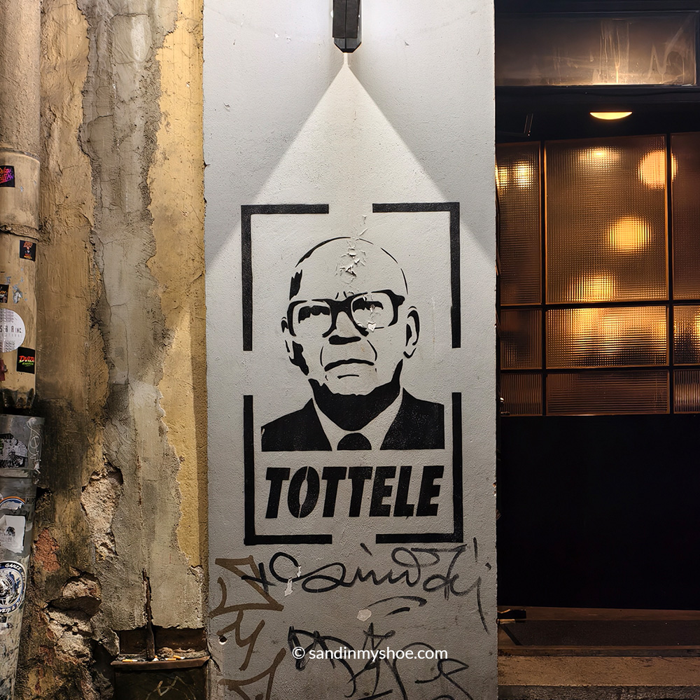 Urho Kekkonen graffiti in Tallinn reading “Behave”.