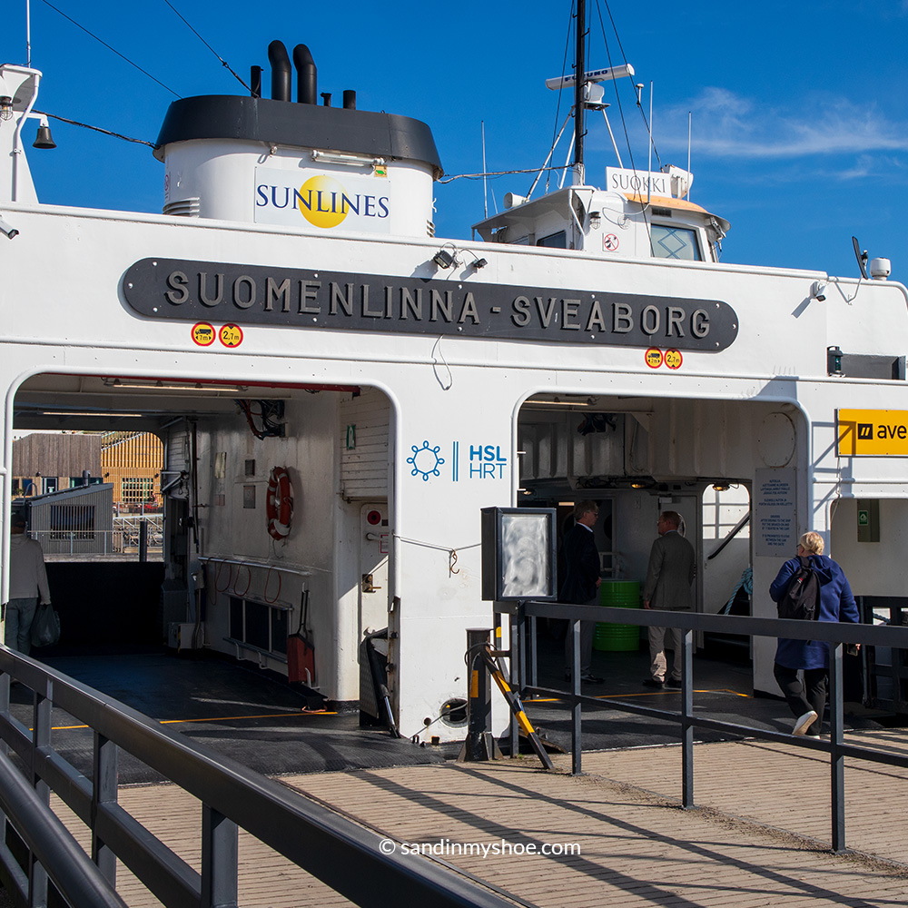 Ferry from market square to Suomenlinna.