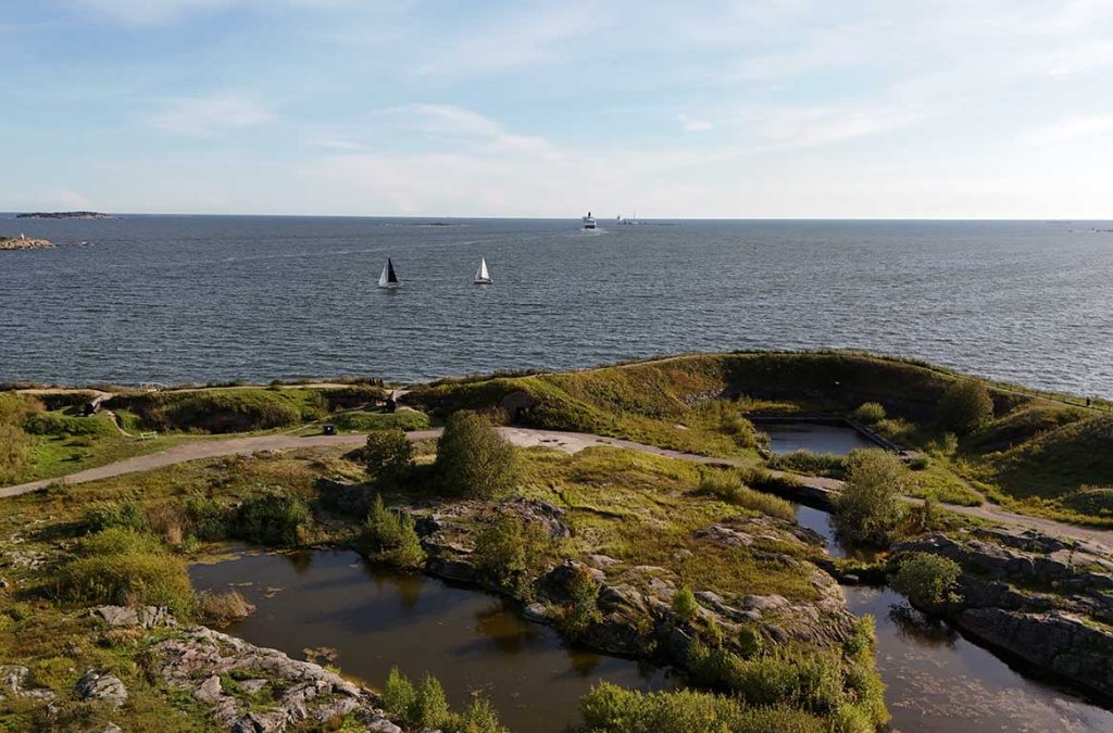 Seaviews of suomenlinna.